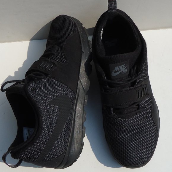 SIZE 12. NIKE Trainerendor trainers skating sneakers shoes.